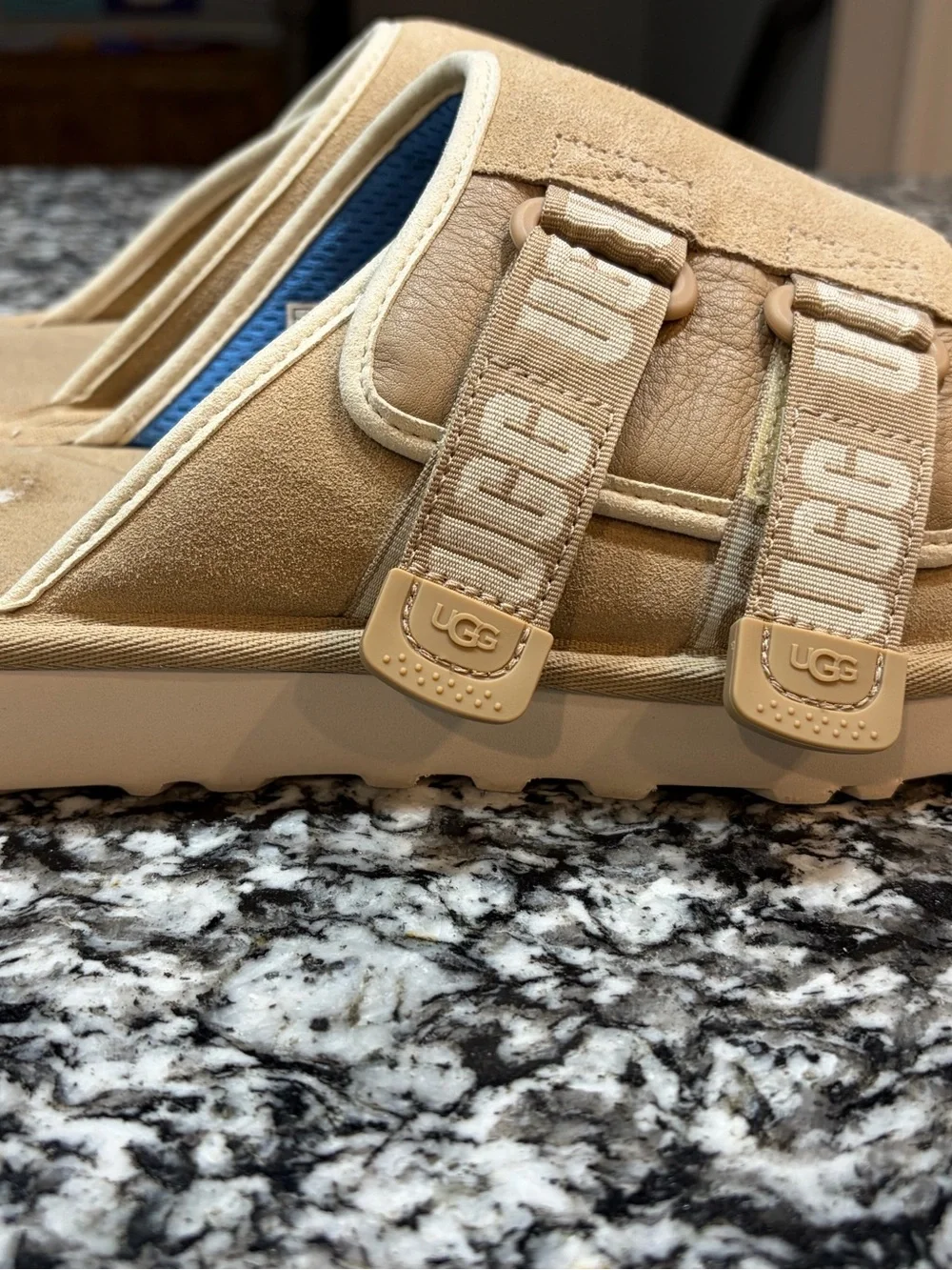 Uggs Men’s Golden Coast Strap Slide Tan Suede Size Us 10 EUC